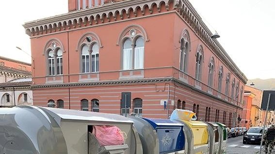 Giovedì alle 16,30 nella sala conferenze dell’Autorità portuale si svolgerà il convegno ‘Come combattere il lozzo e i lozzi’. L’iniziativa...