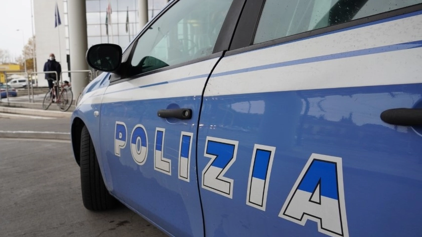 La polizia