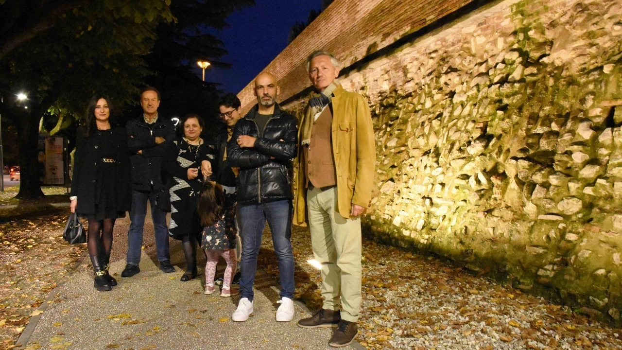 L’inaugurazione della nuova illuminazione delle mura urbiche