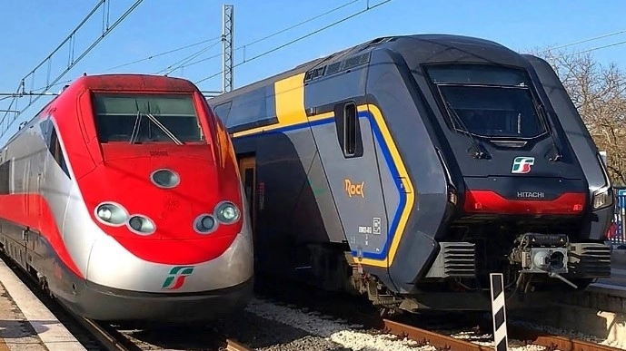 Treni alta velocità tratta Roma-Firenze.