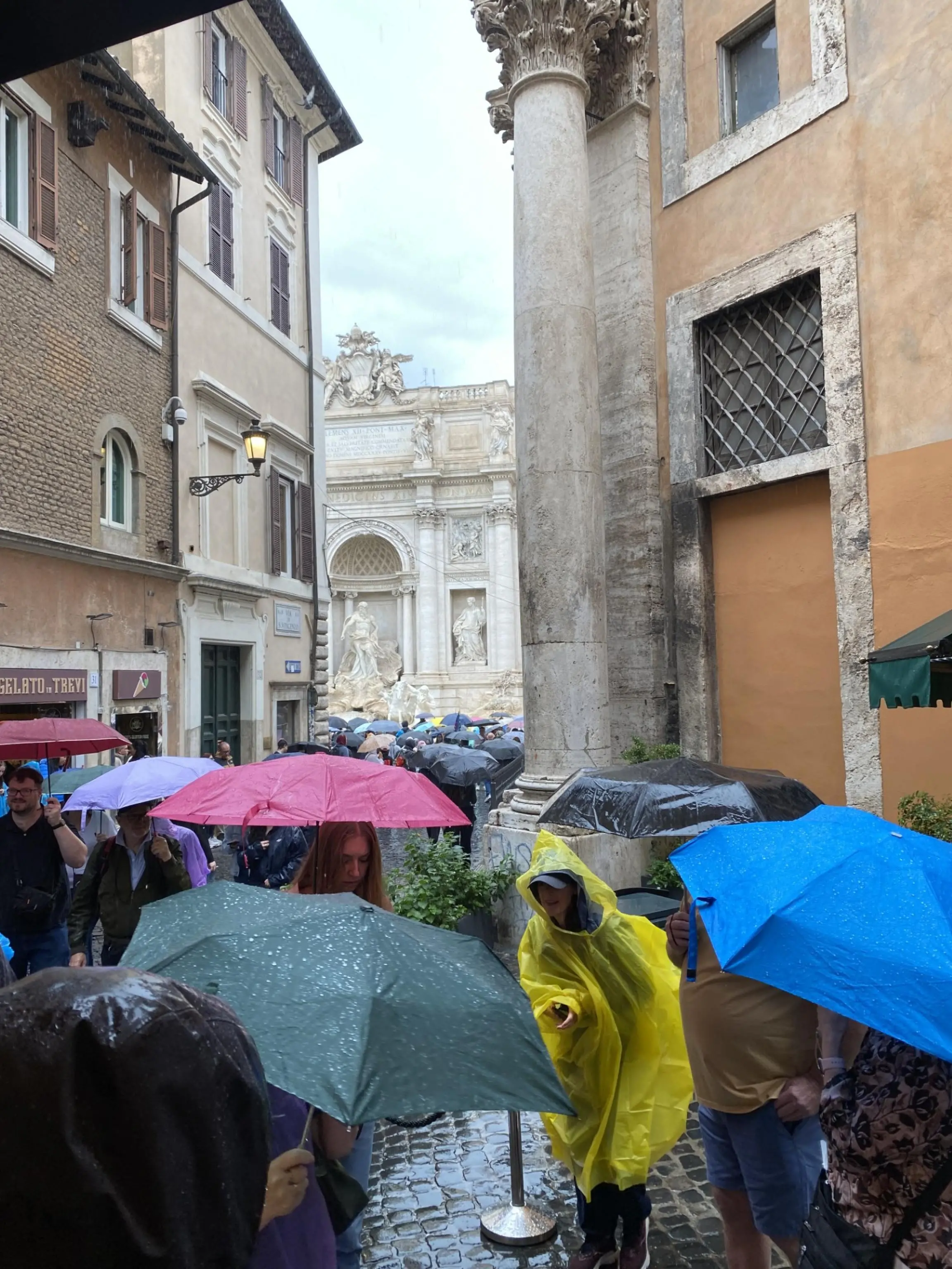 Allerta meteo Toscana, pioggia e vento in arrivo: ecco dove