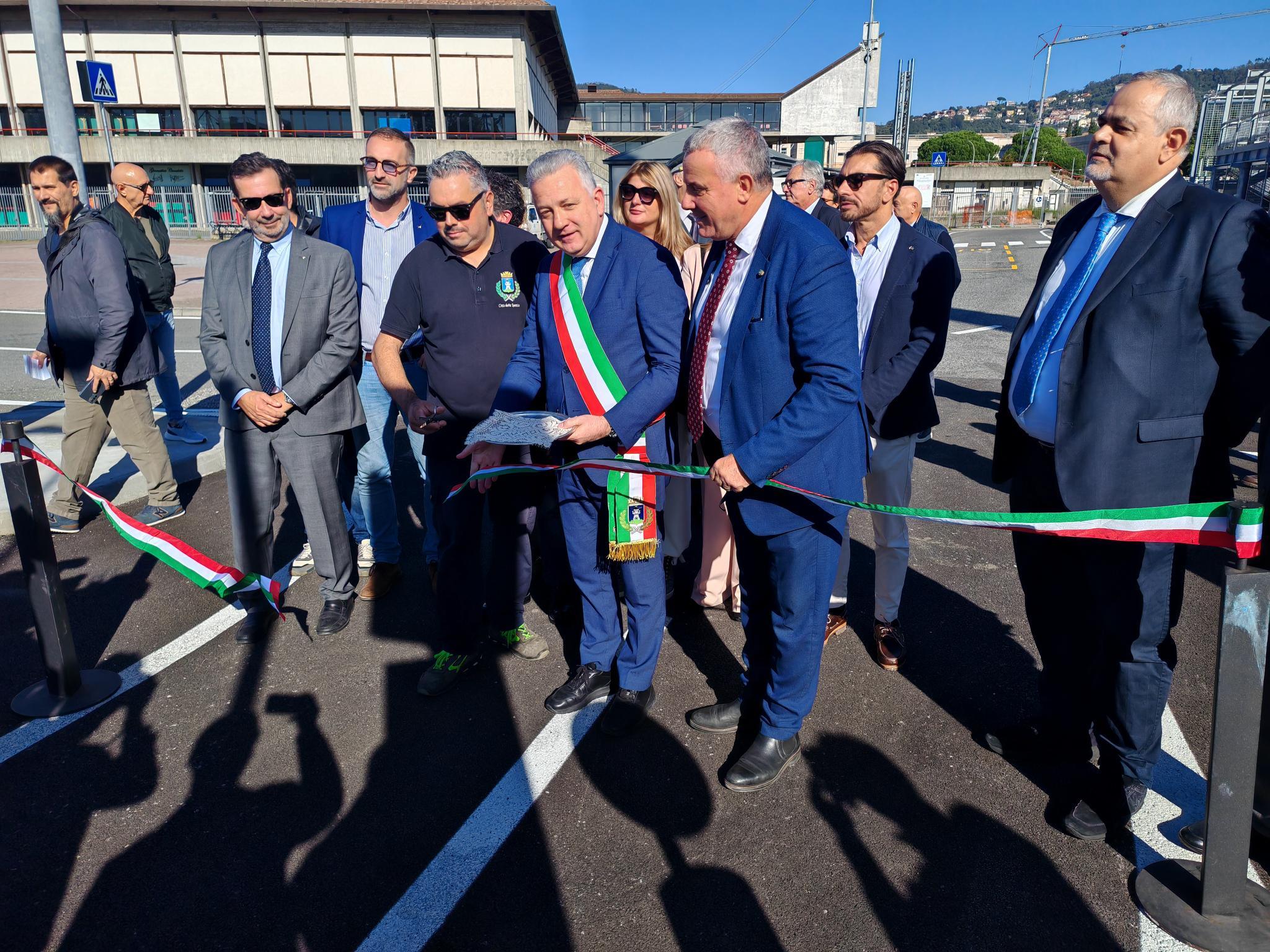 Inaugurati i parcheggi di interscambio: 329 posti in più e navette gratuite per il centro