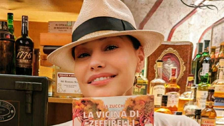 L’attrice Gaia Zucchi domani agli Intronati con “La vicina di Zeffirelli“