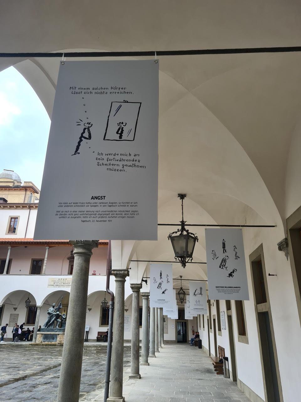 https://www.lanazione.it/image-service/view/acePublic/alias/contentid/Y2RkNWM1YTYtZTcyOS00/0/la-mostra-nel-loggiato-della-sapienza.jpeg