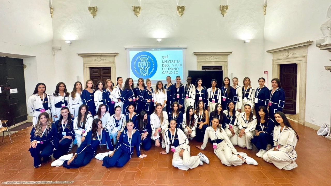 Le quaranta ragazze impegnate nell'Academy