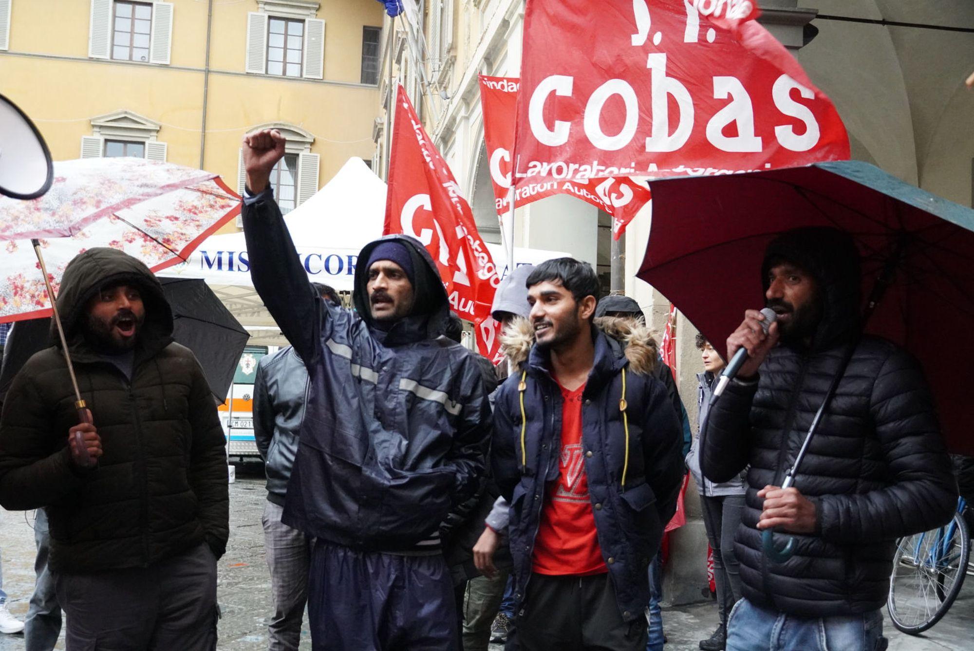 Iron&Logistic in lotta, pasti caldi ai lavoratori “No all’indifferenza”