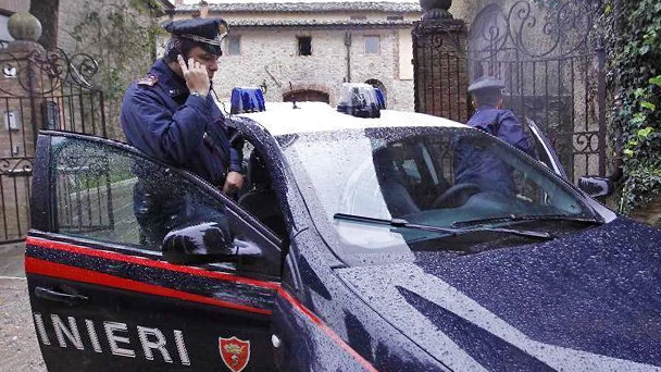 Le indagini condotte dai carabinieri di Castelnuovo Garfagnana riguardano fatti accaduti tra il 2016 e il 2019