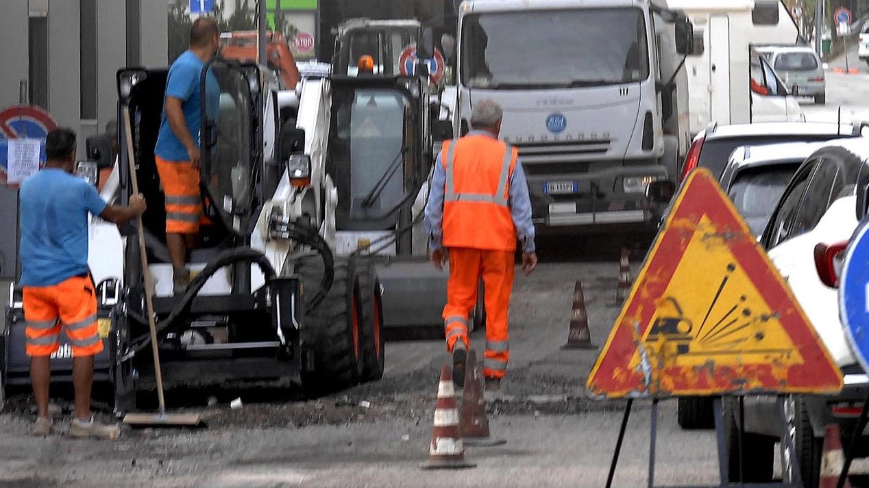 Pulizia strade e asfaltature. Tutti i divieti