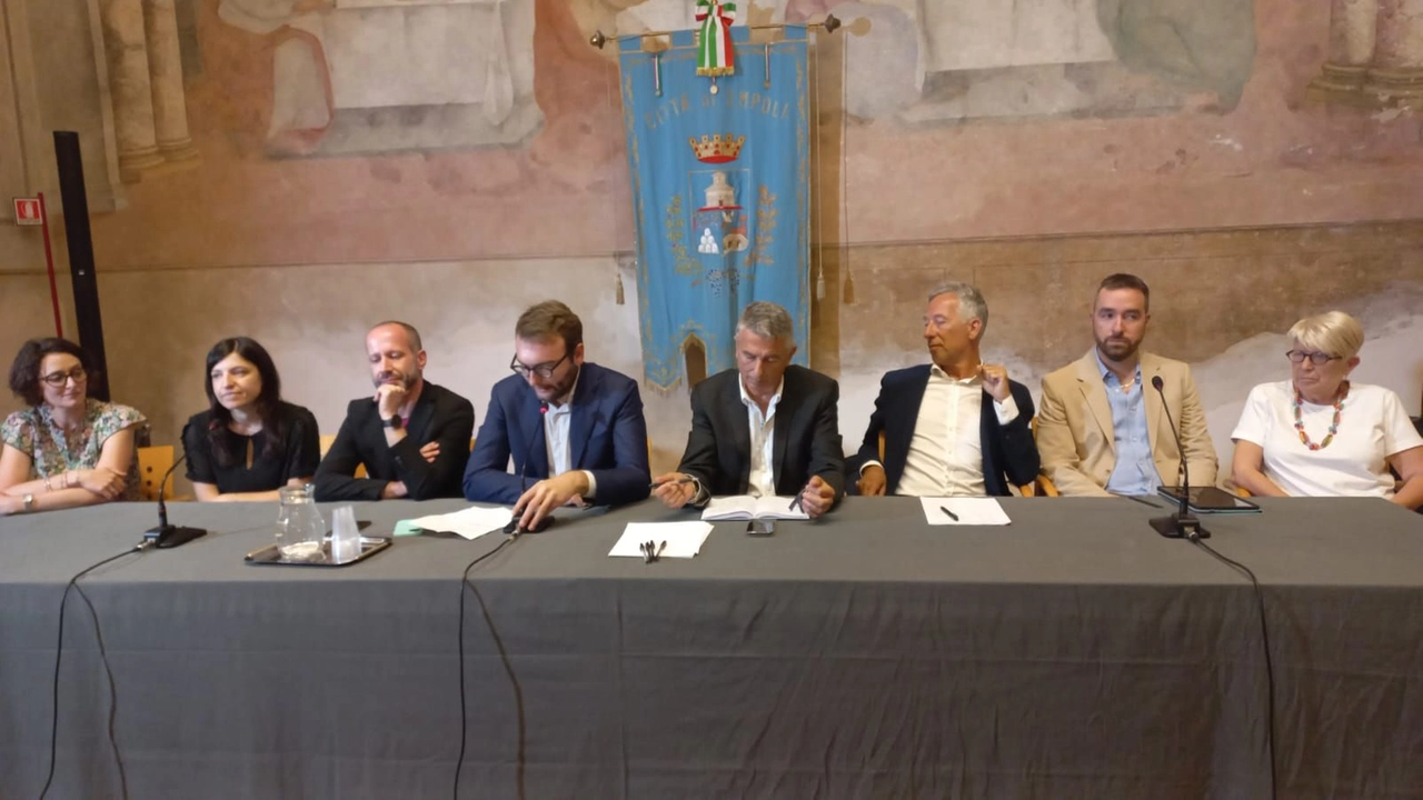 Mantellassi presenta la giunta tra conferme e new entry