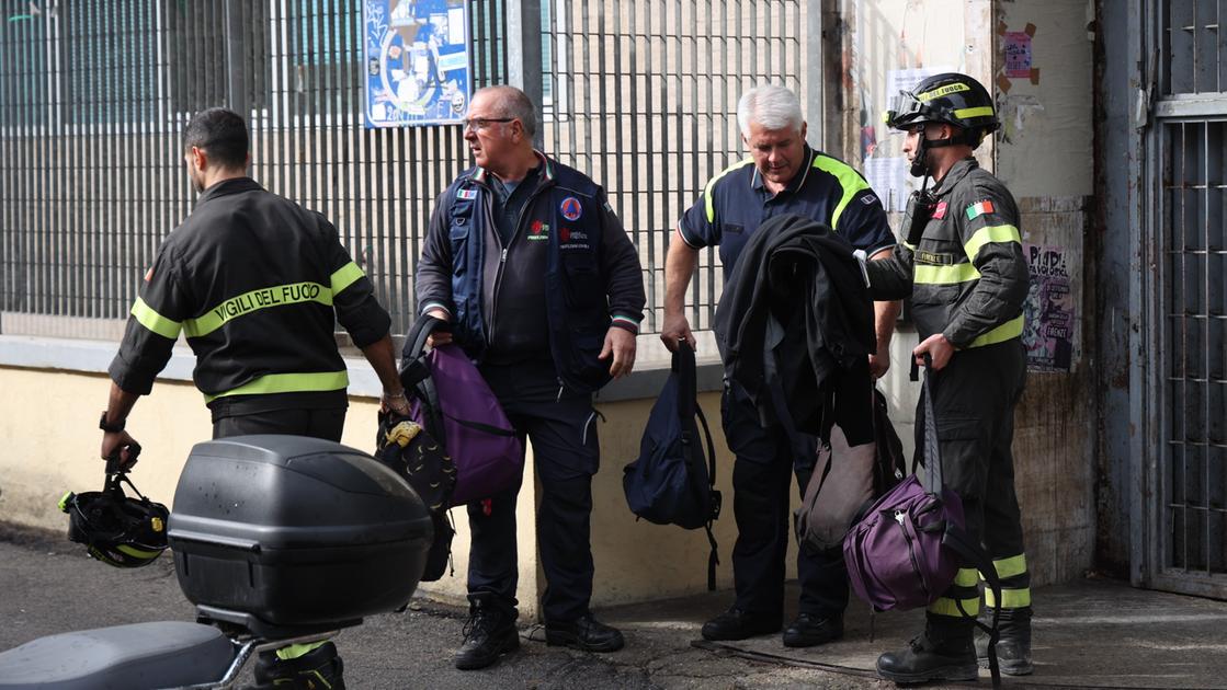 Il sopralluogo al liceo Da Vinci dopo la paura: “Nessun danno all’edificio”