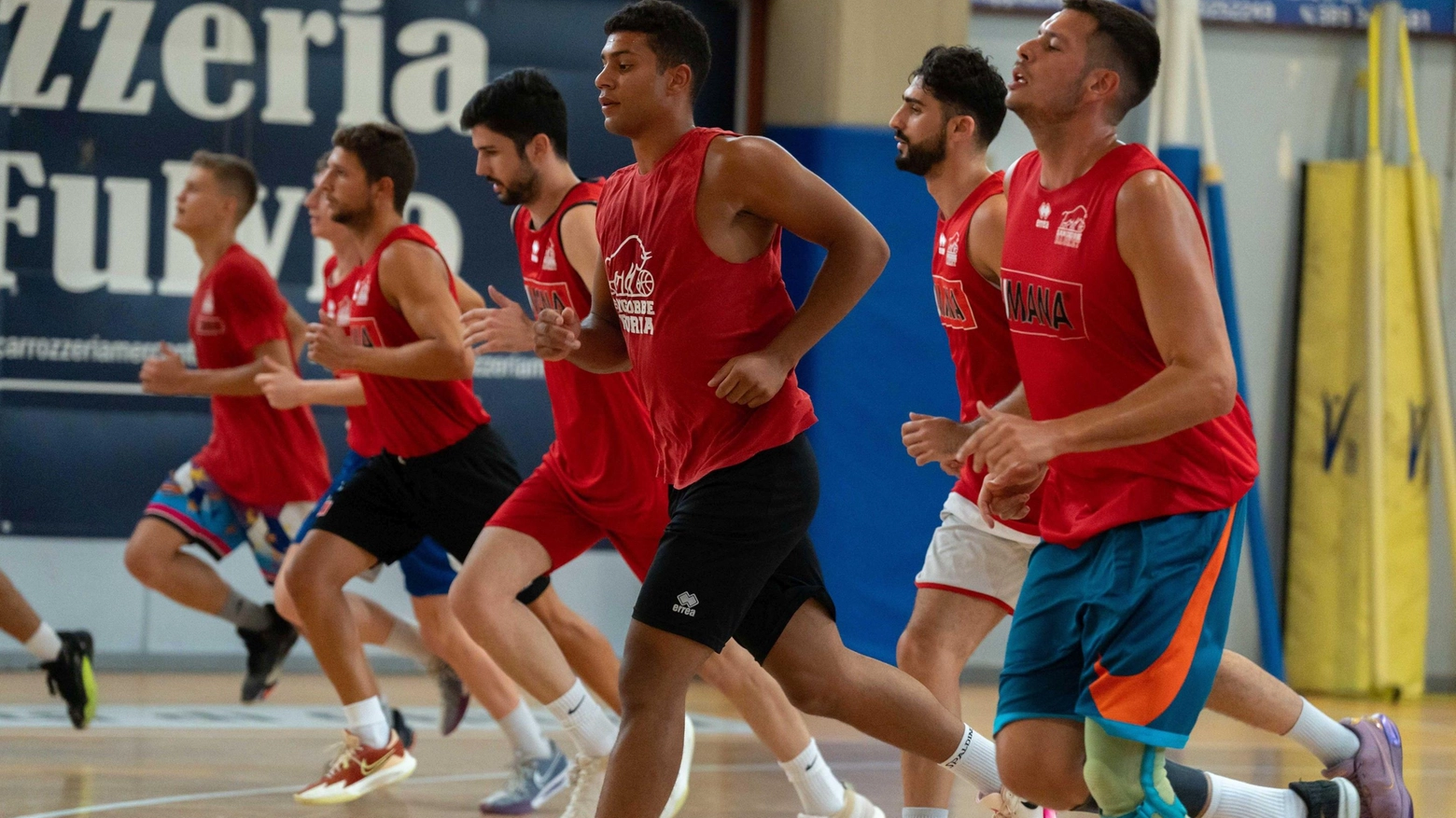 La San Giobbe ‘chiude’ la prima settimana di lavoro. Sabato prossimo al PalaCoopersport test con Fabriano