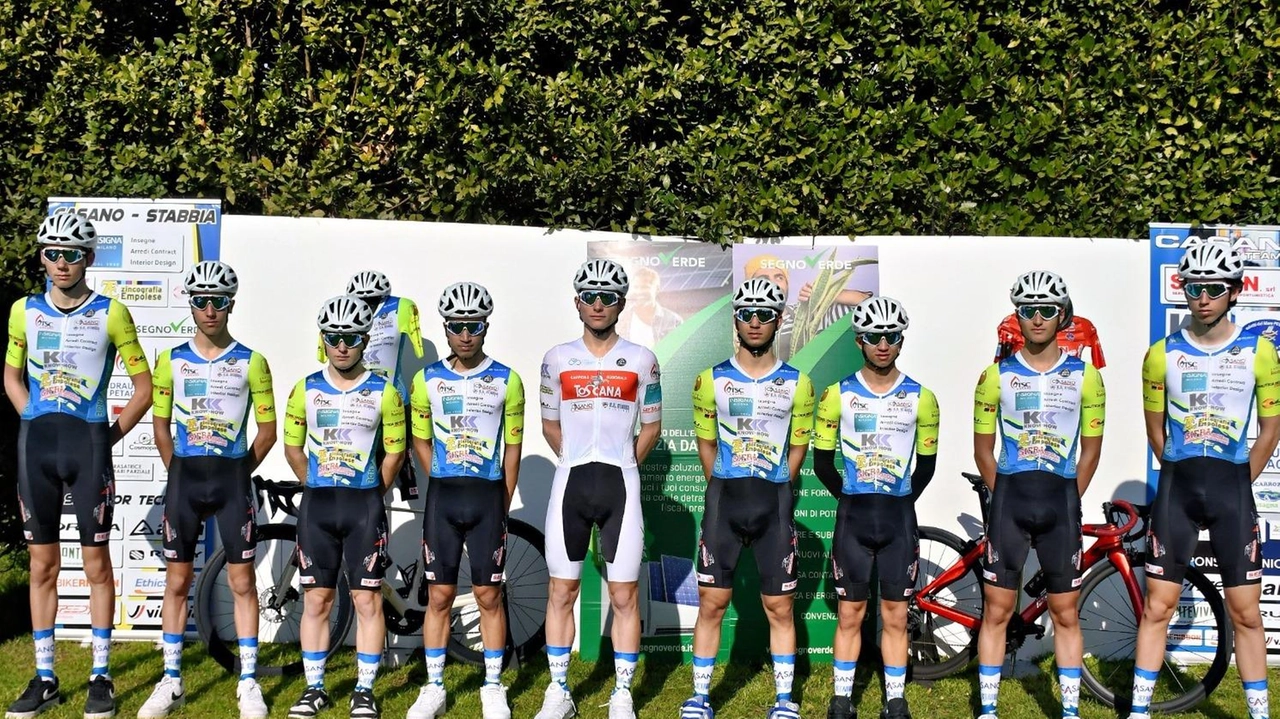 I nove juniores della squadra. Casano-Stabbia nata dalla fusione dei due team