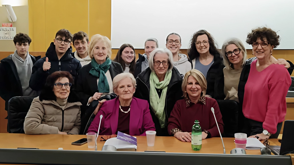 Incontro a Palazzo Ducale con Livia Turco nell’ambito del progetto del Liceo classico Rossi ’Officina della comunicazione’