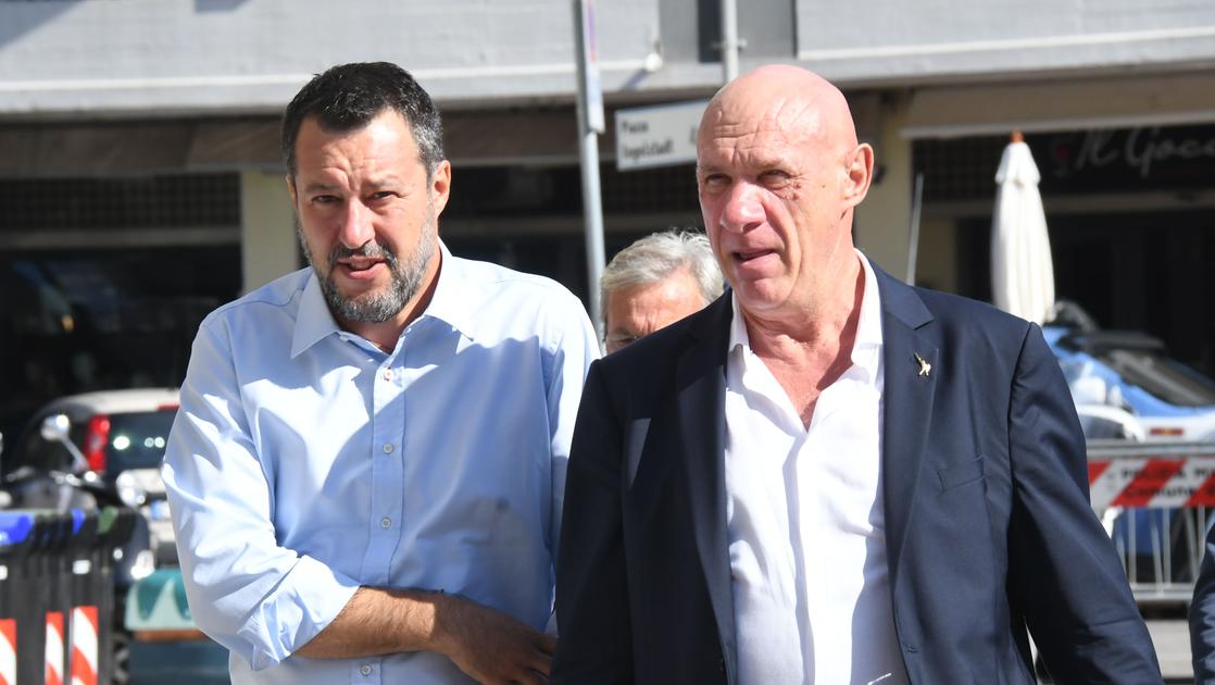 Il ministro Matteo Salvini ai funerali di Nicola Pieruccini