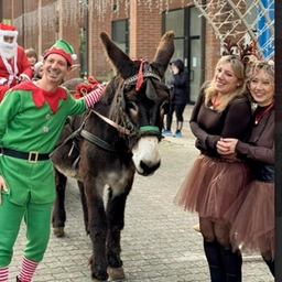 Il Natale a Camucia, ecco gli eventi. Presepe vivente a Creti. Babbo Natale a Pietraia