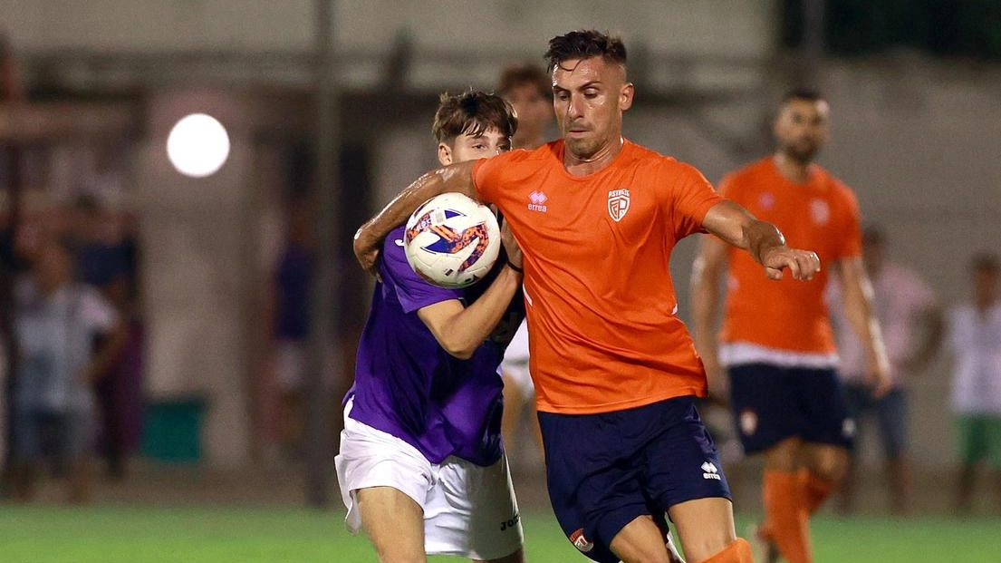 Larcianese battuta 9-0: bene la coppia gol Tascini-Cardella .