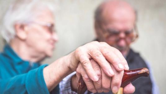 Alzheimer, Orvieto chiede più sostegno: “Serve un centro diurno per pazienti e familiari”