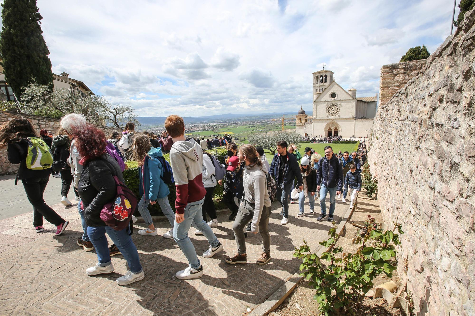 L’anno del Giubileo. Umbria già mobilitata per accogliere i fedeli