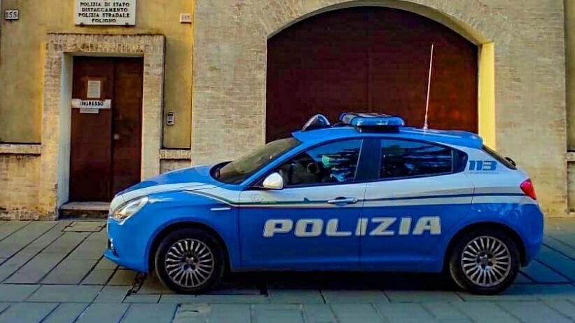 FOLIGNO Arrestato per evasione dagli arresti domiciliari per la seconda volta consecutiva. Ad intercettare un 24enne sono stati gli...