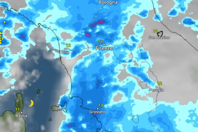 Il transito della nuova ondata di maltempo in Toscana tra sabato 22 e domenica 23 marzo (Foto Meteo&Radar)