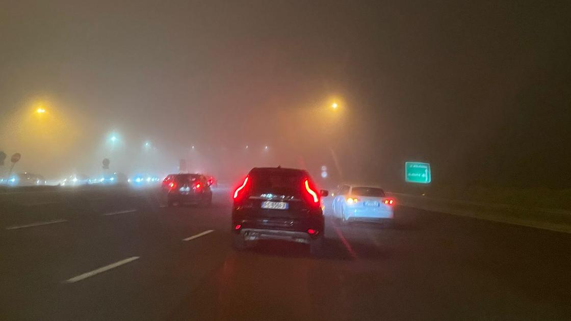 Nebbia in Toscana, banchi sulla Fipili e in altre zone. Visibilità ridotta