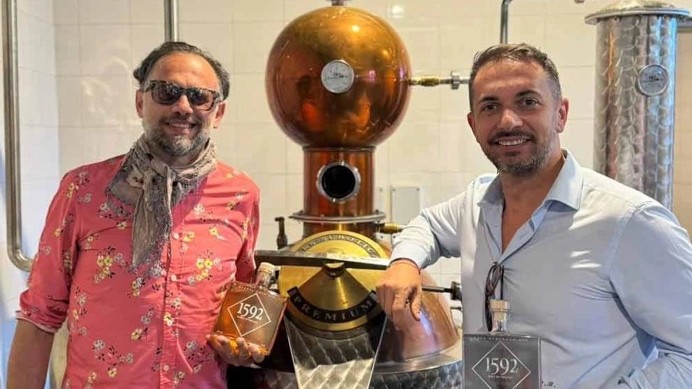 Un Gin made in Valdarno. L’idea di due amici è realtà. Il distillato conquista l’Italia