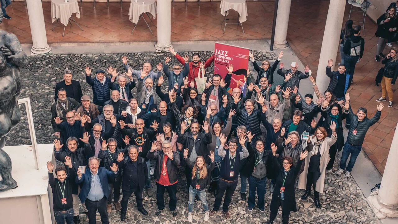 Una foto dell'assemblea di I-Jazz