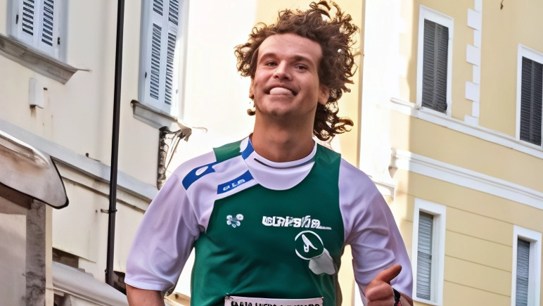 Niccolò Mazzi in gara con i Runnerini Doc Afaph. Subito vincente a Podenzana nel ’Corrilunigiana’