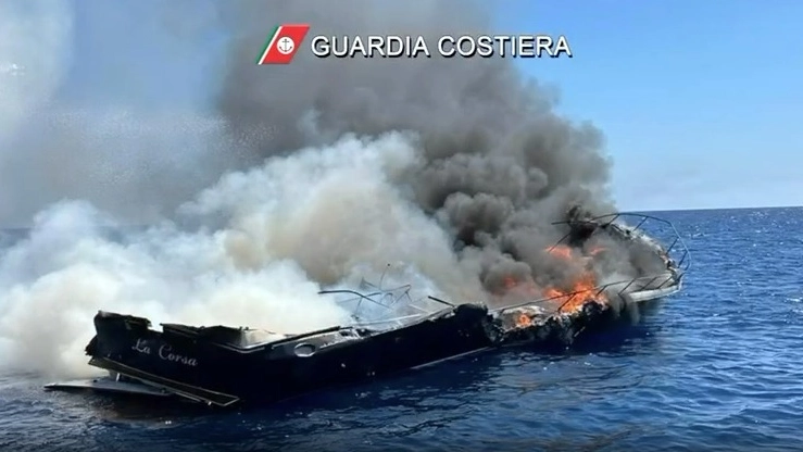 Stefania Craxi e il marito Marco Bassetti salvi dopo l'incendio dello yacht