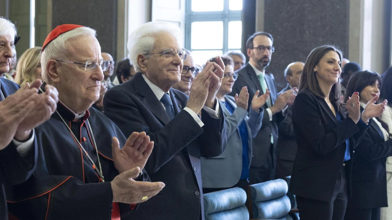 Ripercorre storia e funzioni dell’Ateneo e lancia l’appello alle Istituzioni: "Abbassare i costi per l’iscrizione al servizio sanitario nazionale e concedere in maniera meno restrittiva i visti per studio a chi ha parenti in Italia".