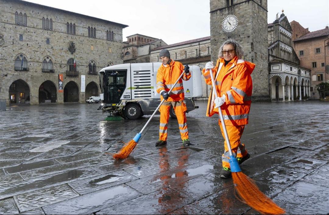 Raccolta rifiuti, a Pistoia servizio sempre attivo anche durante le festività