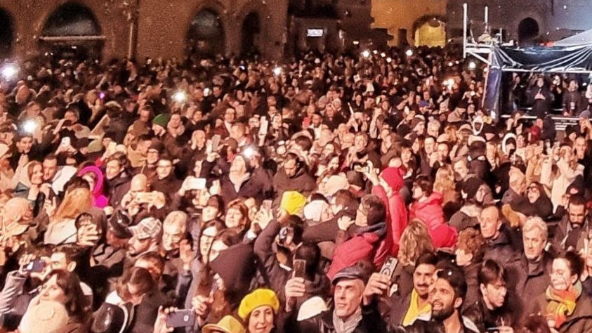 Capodanno in diretta. Da piazza San Domenico sui canali di Rai Radio 2