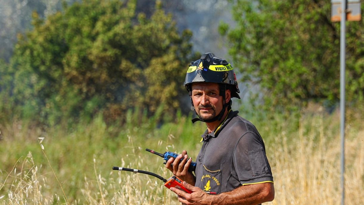 Un vigile del fuoco (foto d'archivio)