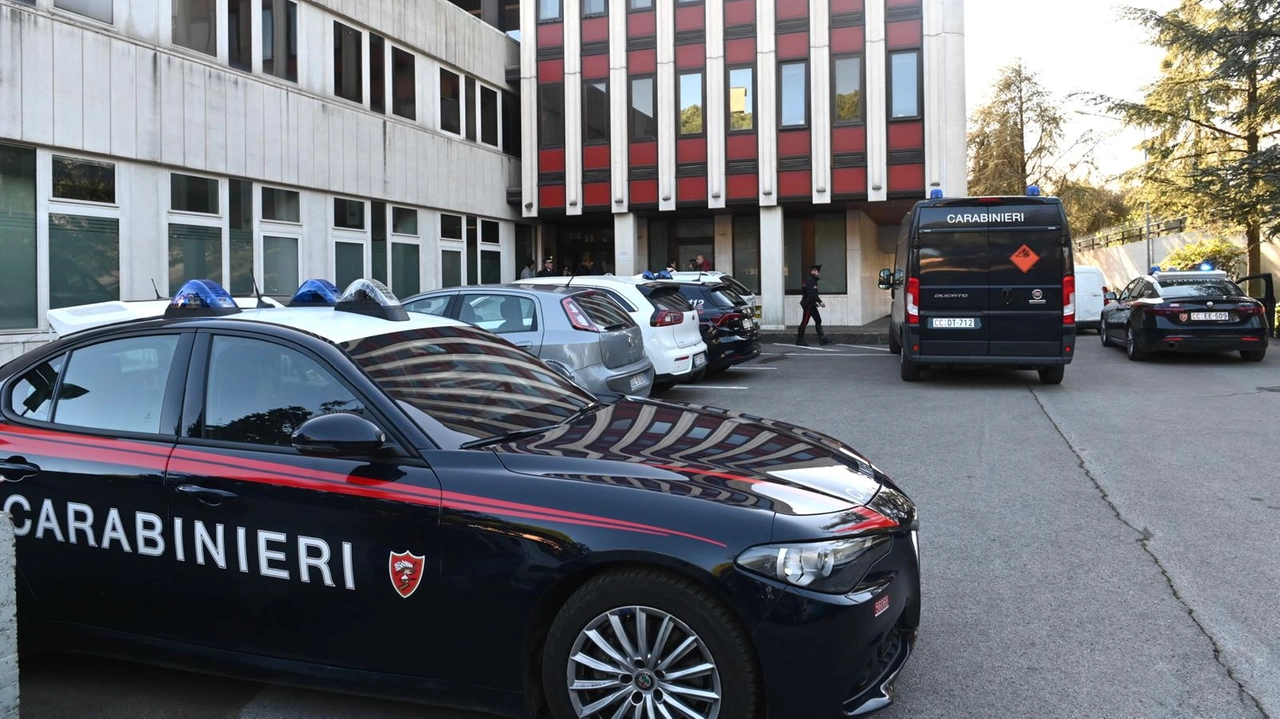 L'intervento dei carabinieri (Foto Crocchioni)