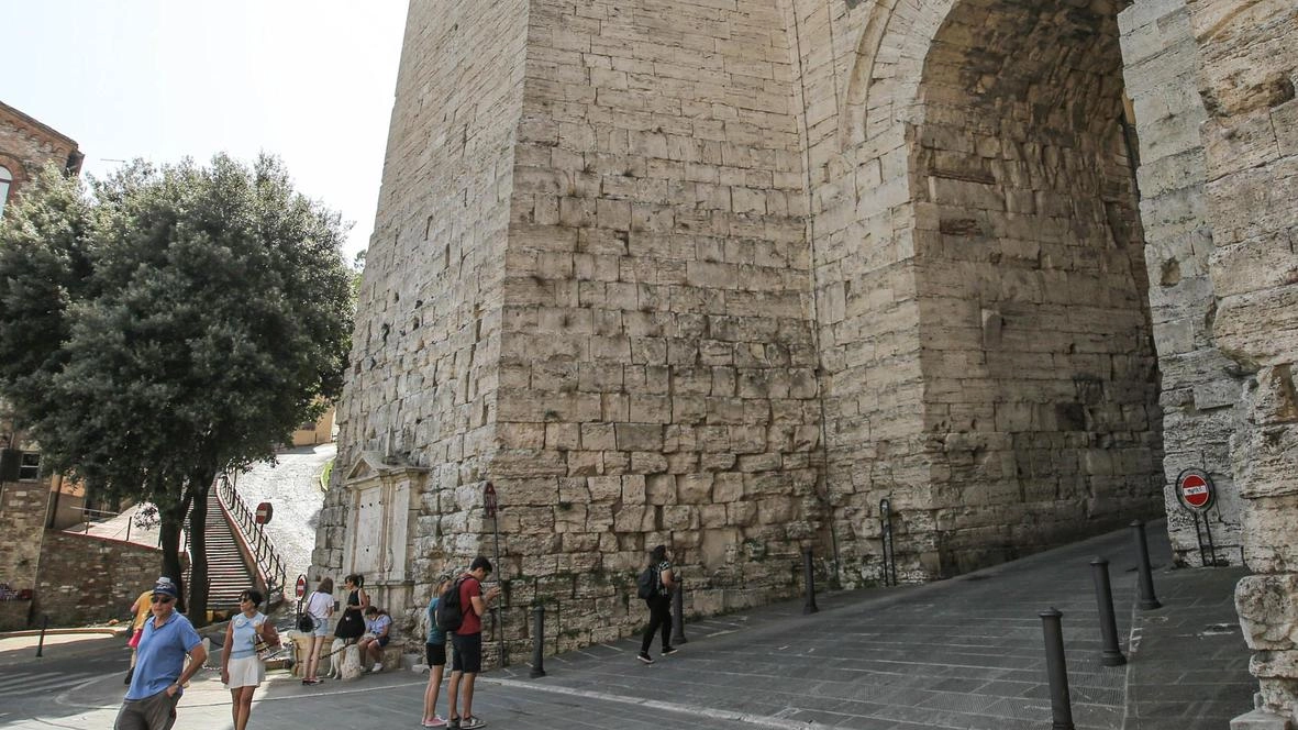 L’Arco Etrusco e la recente inaugurazione del restyling della Cappella degli Oddi