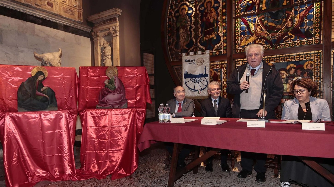 La presentazione delle due tavole realizzate dall’artista di Giovanni di Paolo: le opere restaurate torneranno nel museo dell’Opera del Duomo di Siena, grazie al Rotary Siena Est