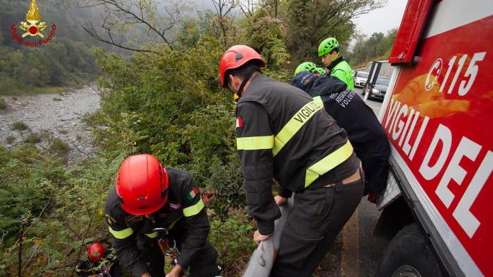 Ha chiamato lui i soccorsi. Ma è scomparso nel nulla. Fungaiolo disperso, continuano le ricerche