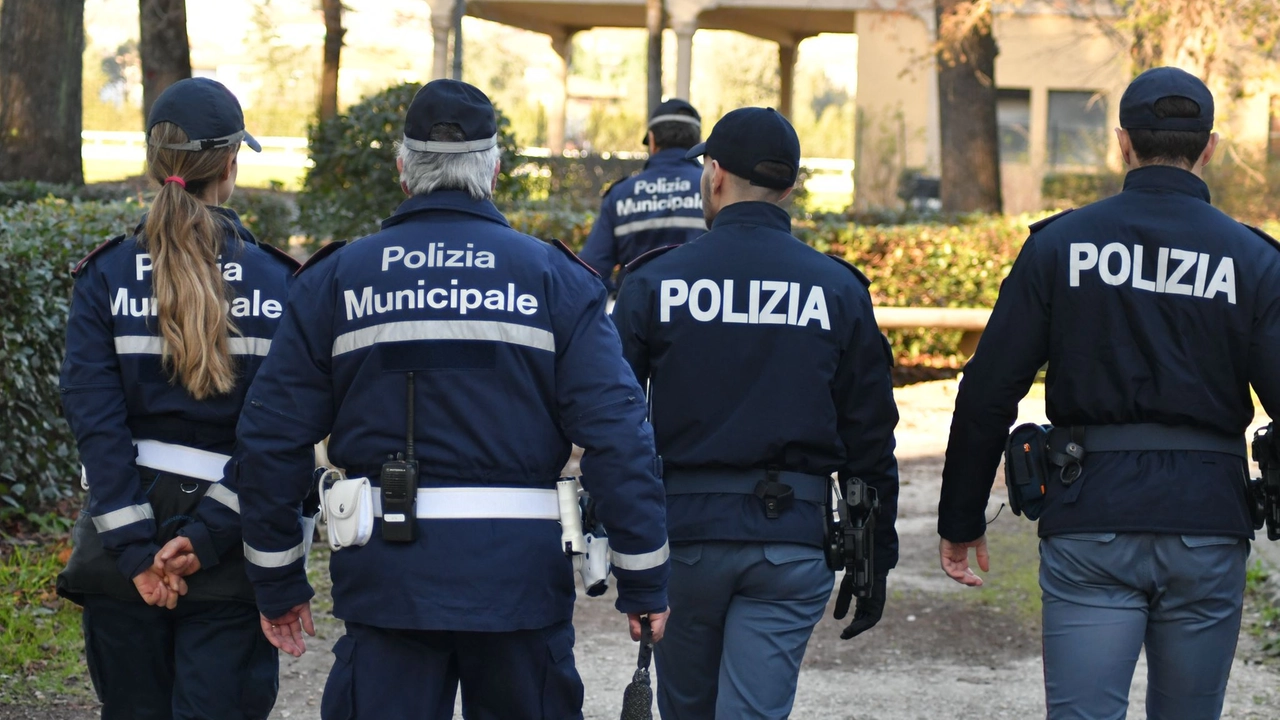 La polizia di stato e la polizia municipale