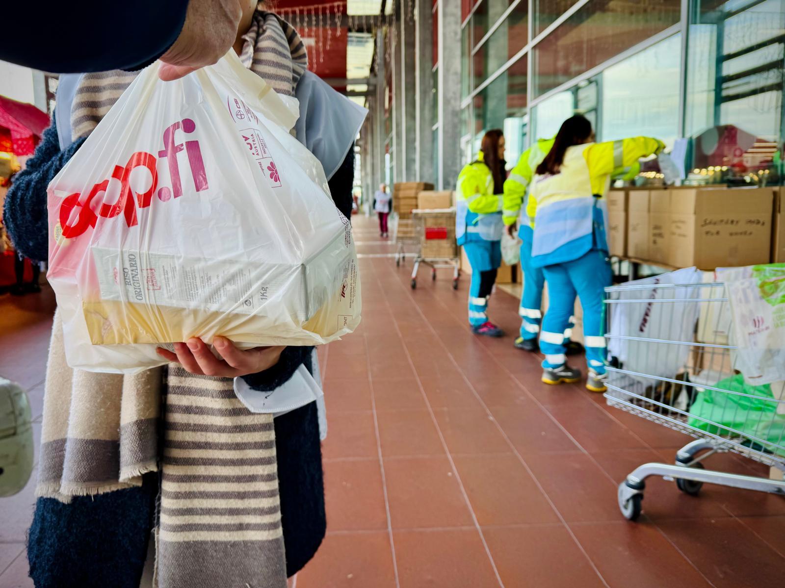 Raccolta Straordinaria Nei Punti Vendita Di Uniccop Firenze