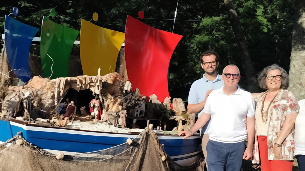 La barca del Giubileo esposta a Chiusi della Verna potrebbe approdare a Capraia e Limite o a Roma. Il governatore Giani ha elogiato l'opera, creata dalla sinergia locale. La comunità e la giunta sono soddisfatte, mentre i turisti apprezzano.