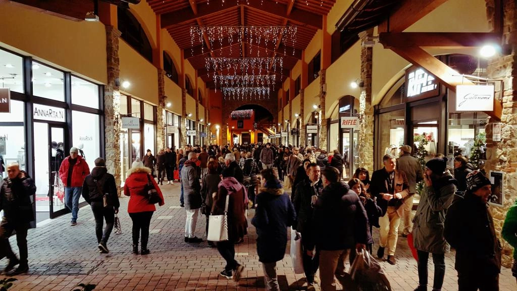 Dopo il trionfo delle maschere, il Carnevale del Valdichiana Village celebra un’altra forma d’arte: la pasticceria