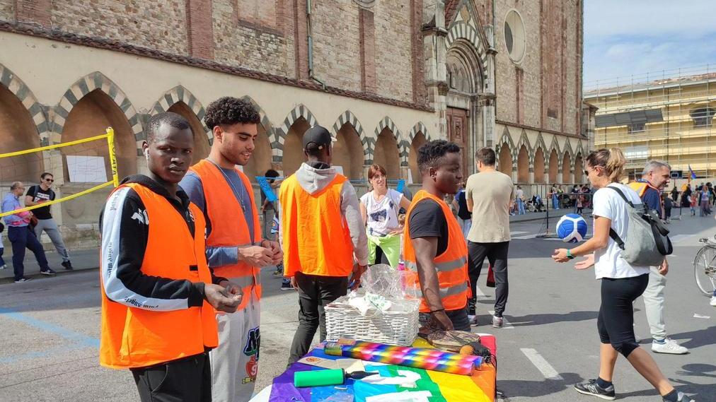 Piazza San Domenico. Tramonta la proposta della pedonalizzazione