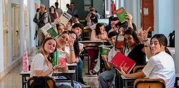 I titoli integrali dei temi della Maturità 2024. Da Ungaretti a Levi Montalcini, tutte le tracce