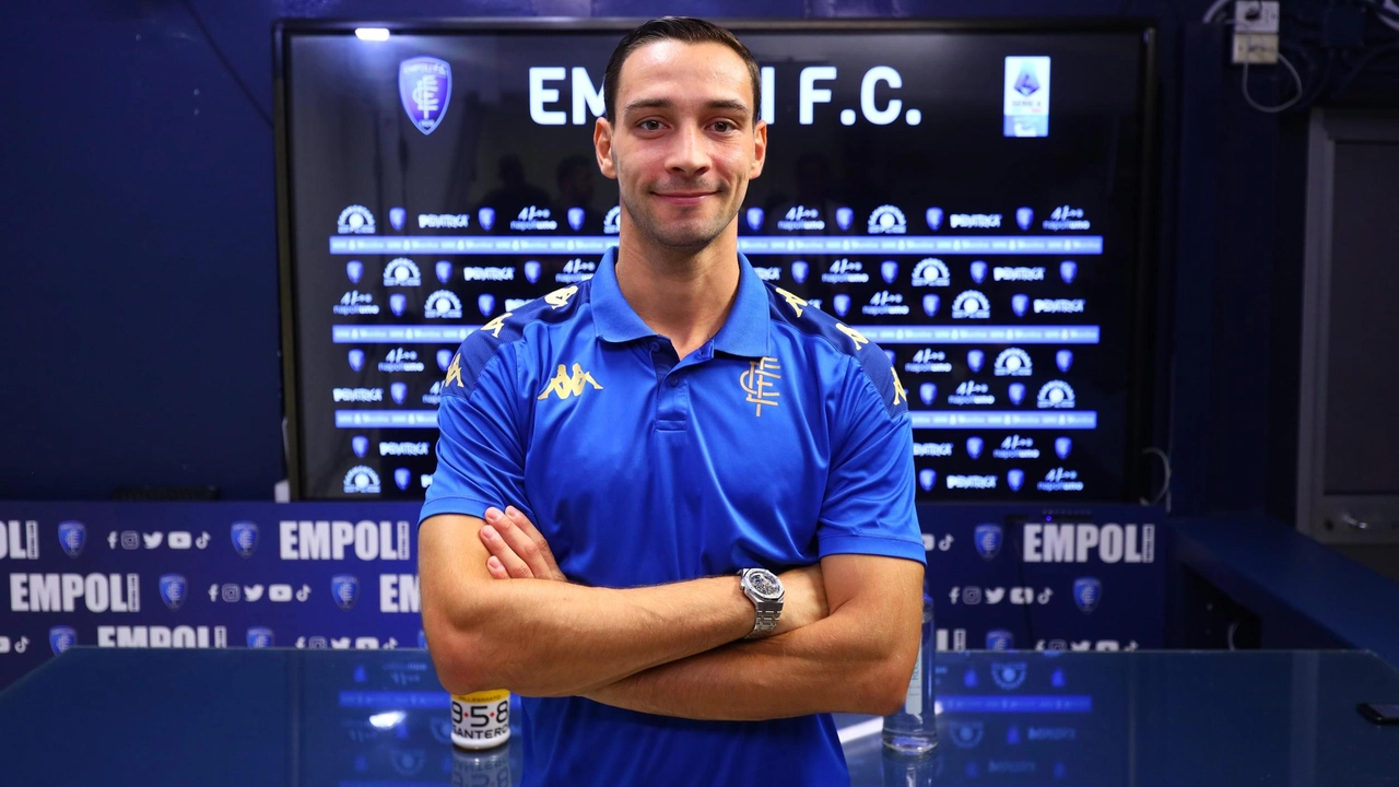 Mattia De Sciglio ieri ha salutato la città in una conferenza stampa di benvenuto (Tommaso Gasperini/FotoGermogli)