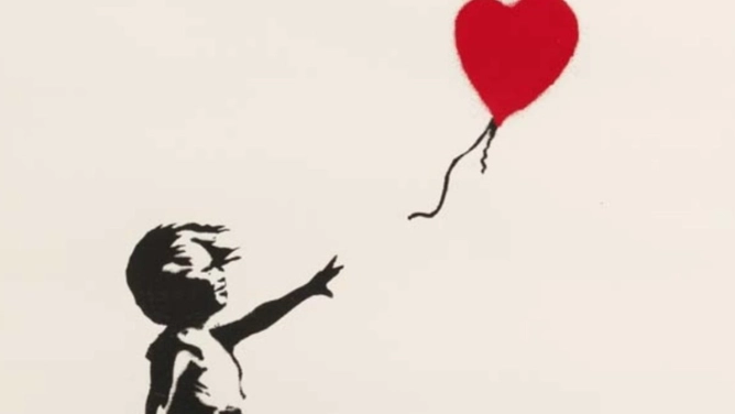 Un particolare di una nota opera di Banksy. Le opere del celebre street artist sarebbero state falsificate e quindi vendute a prezzi inferiori alle quotazioni