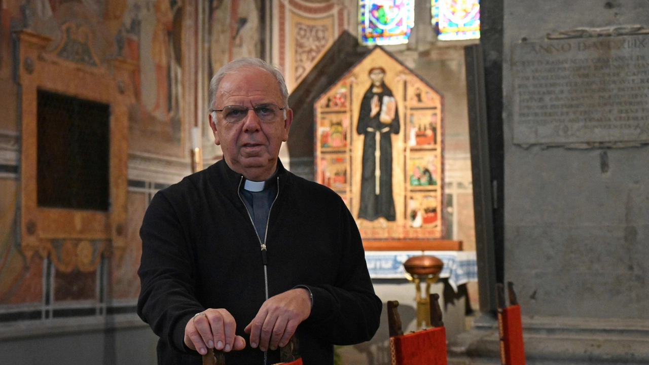 Saranno in chiesa dal 25 al 27 ottobre. Il percorso prevede due soste nei luoghi della sofferenza: il San Jacopo e il carcere. Tutte le celebrazioni .