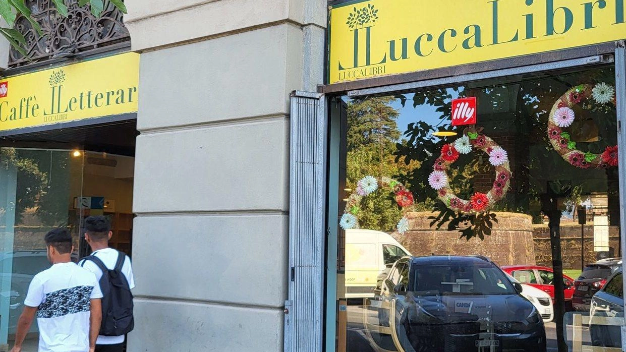 Addio a un’altra libreria storica “LuccaLibri“ ha chiuso i battenti