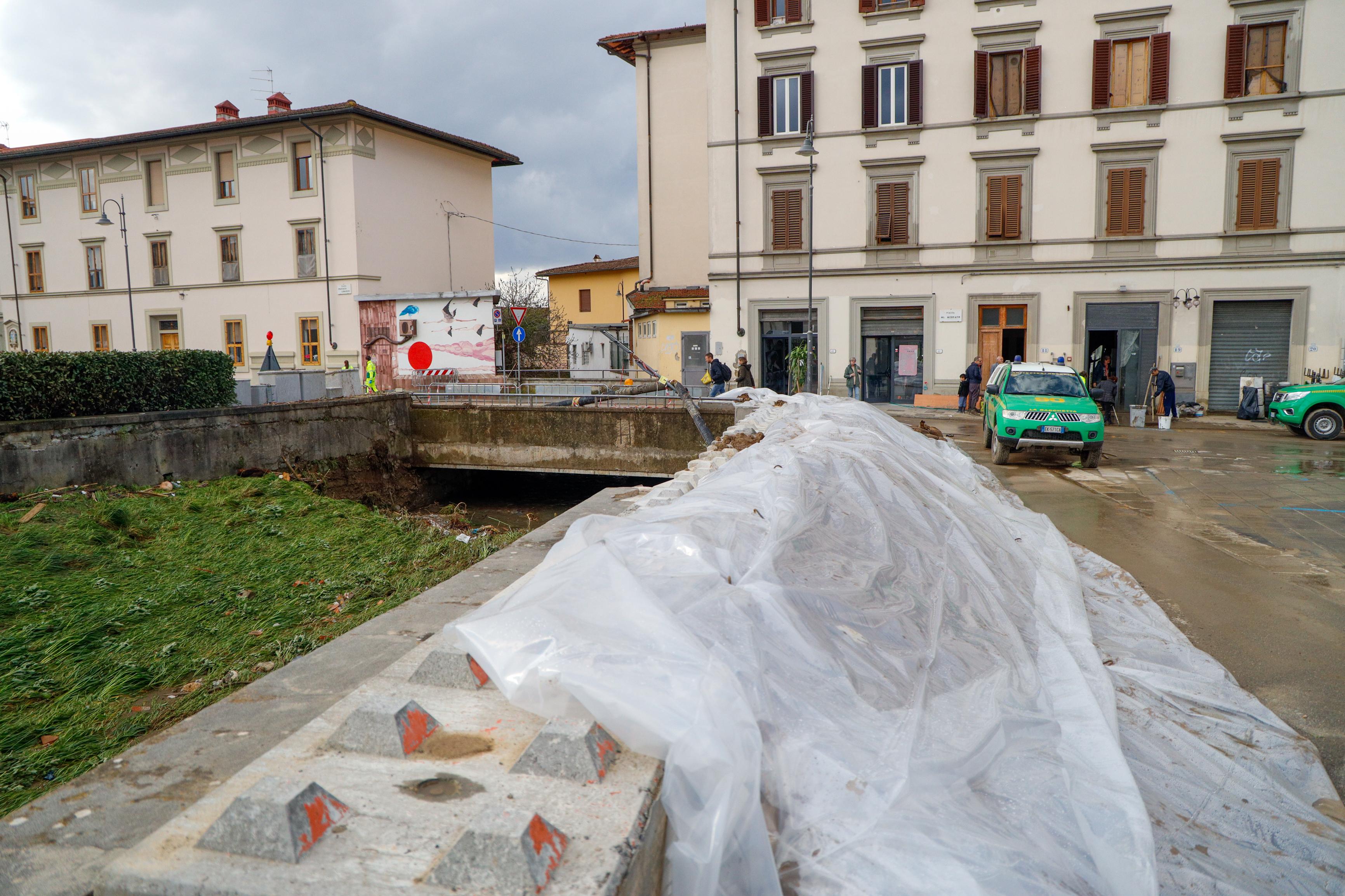 La sala studio travolta. Per salvare il Parsifal via alla raccolta fondi. In 48 ore 288 donazioni