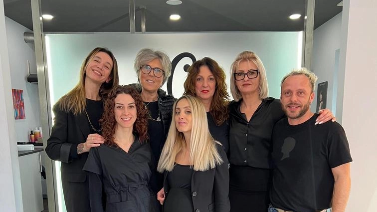 La bellezza “made in Lucca“ al Festival di Sanremo 2025, grazie a Francesco Galli e al suo Donaflor hair &...