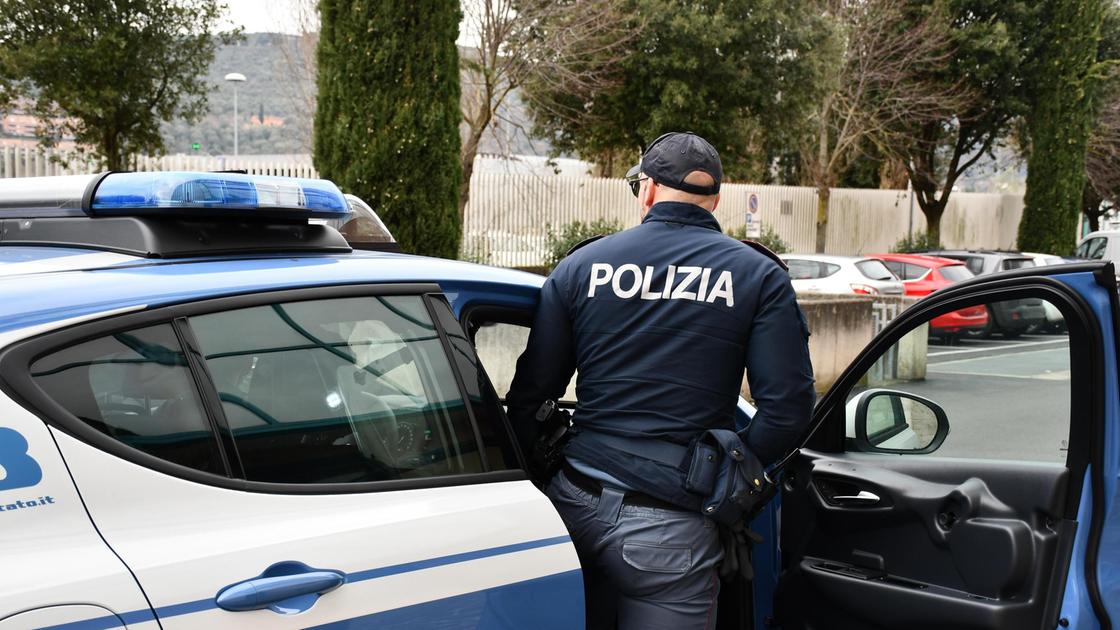 Cinquantenne denunciata dalla polizia